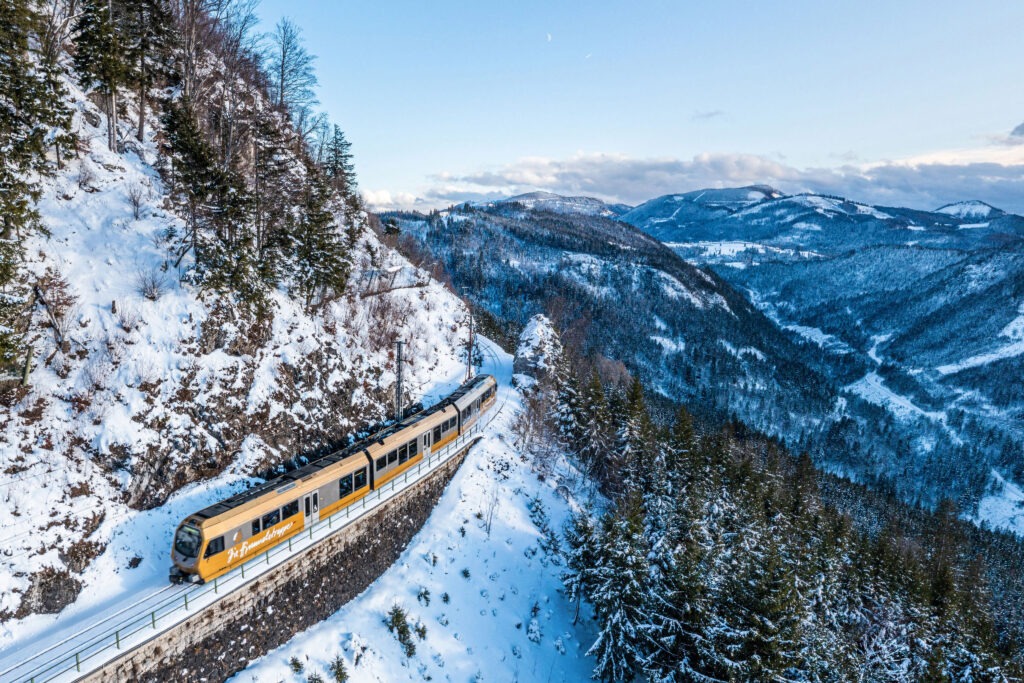 Mariazellerbahn im Schnee
